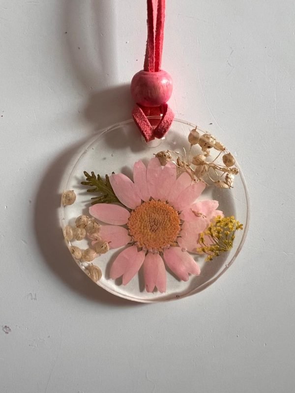 Collares de Resina con Flores - Imagen 12